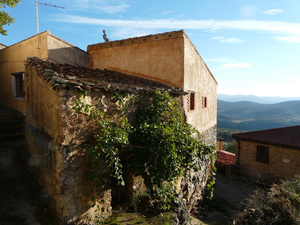 شقة El Nido De La Collalba Cabañas del Castillo المظهر الخارجي الصورة